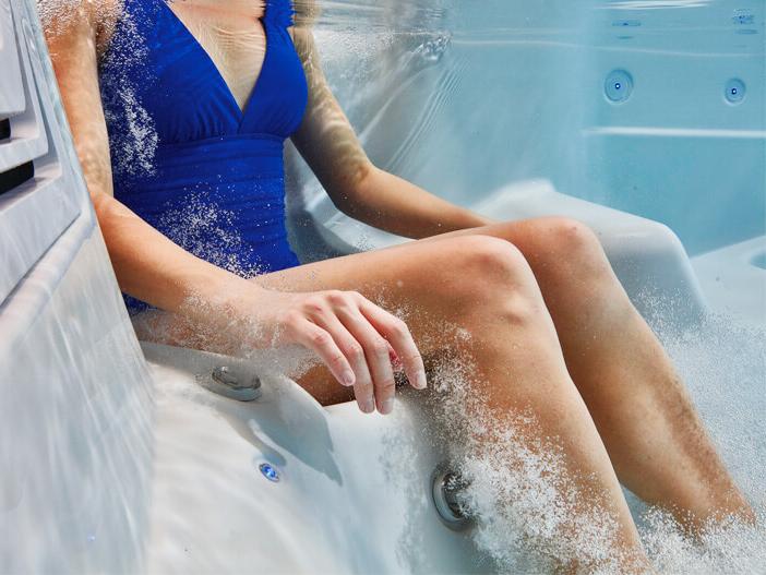 How to use your hot tub to assist muscle recovery
